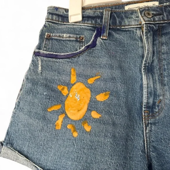 Abercrombie Curve Love High Rise Mom Shorts Sun Heart 30 - Picture 5 of 9